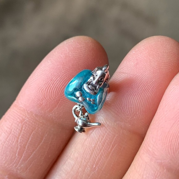 NWOT Disney Aladdin Genie & Lamp Dangle Charm Pendant Sterling Silver 925 - Picture 12 of 12